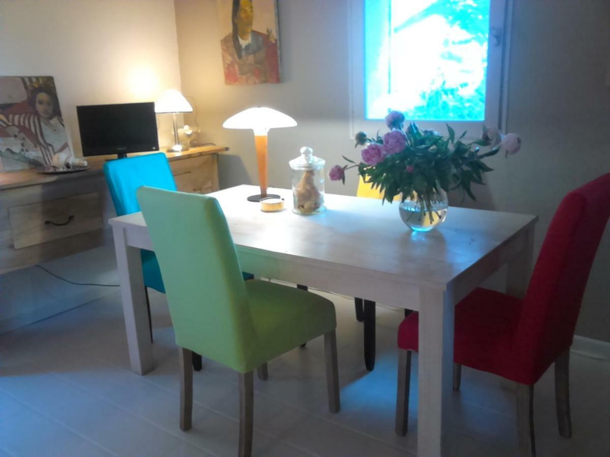 La Maison de Charlie Vaugines Extérieur photo